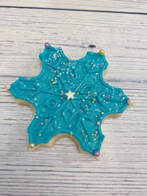 Sugar Plum Fairy Buttercream Cookies Snowflake Using Fancy Sprinkles