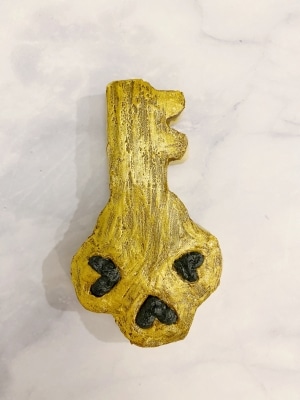 key shaped buttercream cookies