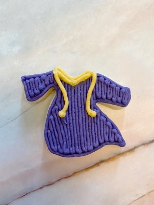 graduation gown cookies with buttercream frosting