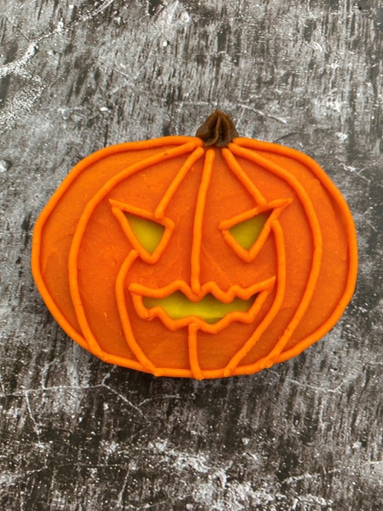 Buttercream Frosted Jack o’ Lantern Cookies – 13 Days of Halloween