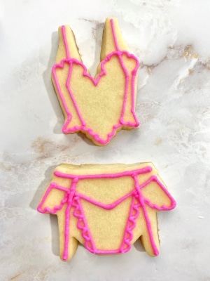 two piece lingerie cookies outlined with a tip #2