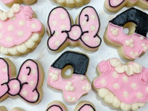 How to Decorate Minnie Mouse Cookies