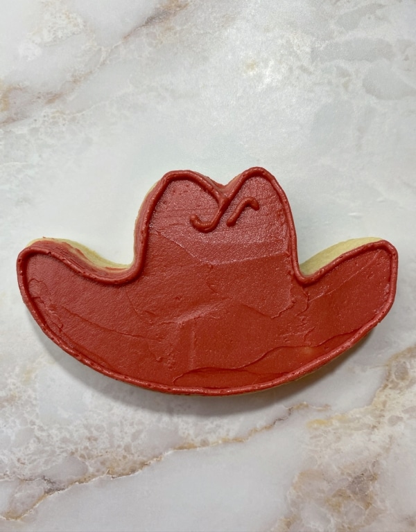 outlined hat cookie
