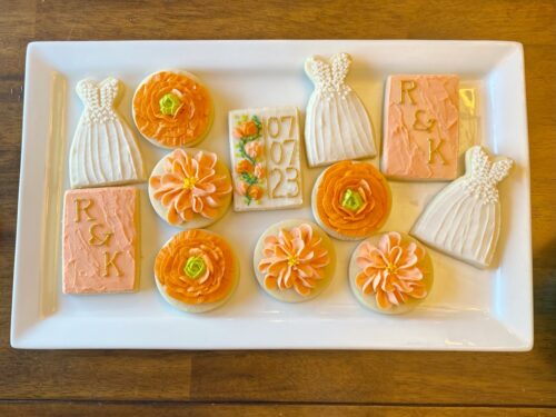 how to decorate wedding dress cookies with buttercream frosting