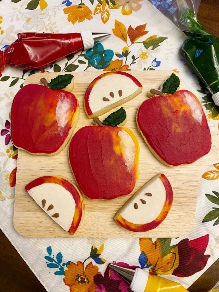 Apple Decorated Sugar Cookies Using a Palette Knife Blending Technique