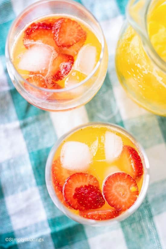 strawberry mango lemonade