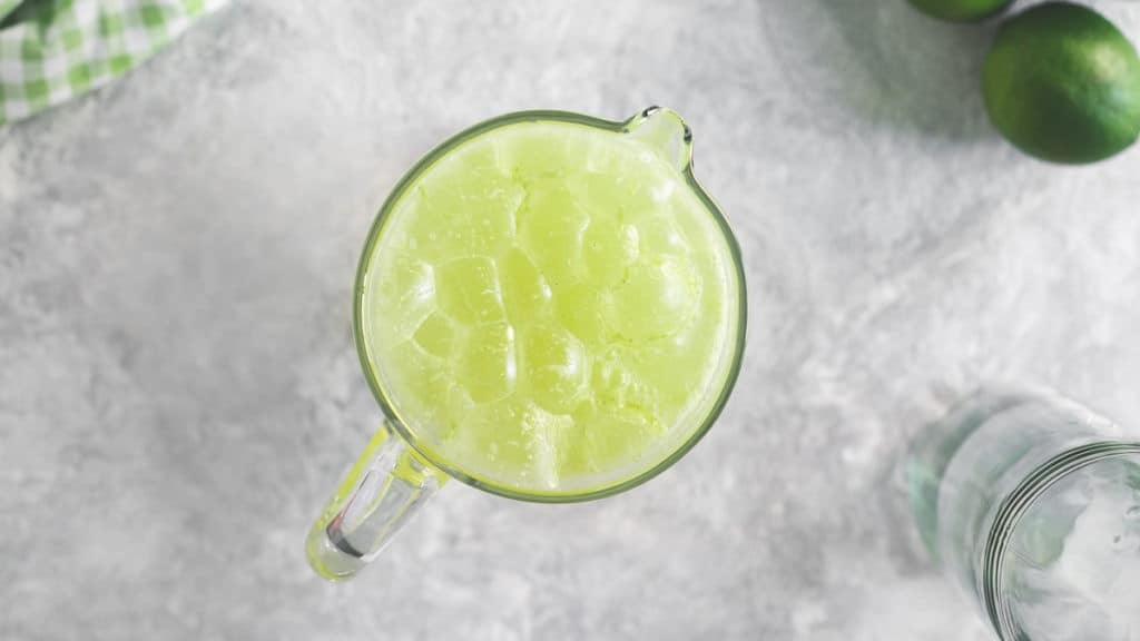 sour green apple drink 