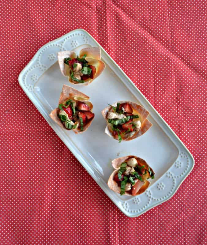 strawberry caprese wonton cups