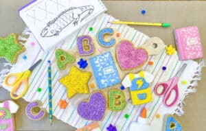 easy back to school sugar cookies beginner cookie decorating ideas